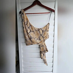 H&M Crop Top  One Shoulder Animal Phyton Snake Print Sleeveless Size XL